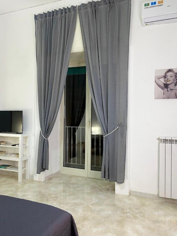 De Lollis Apartments Naples Exterior photo