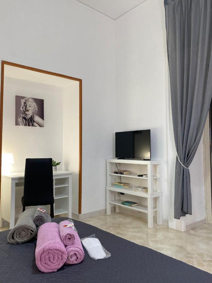 De Lollis Apartments Naples Exterior photo